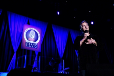 Elvis1.JPG