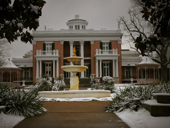 mansion.jpg