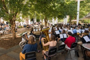 Current School of Music students provided relief from classroom stress during a fall concert outdoors.